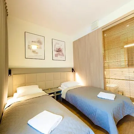 Aparthotel Wolska 4*