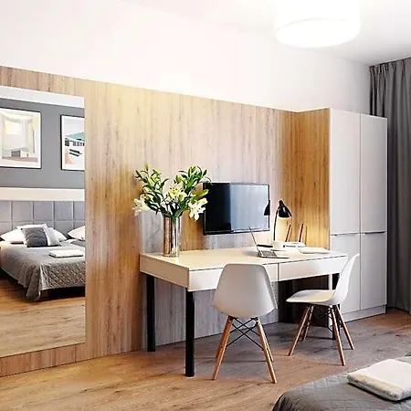 Wolska Aparthotel 4*