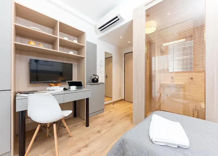 Wolska Apartahotel 3*