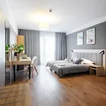 Aparthotel Wolska 3*