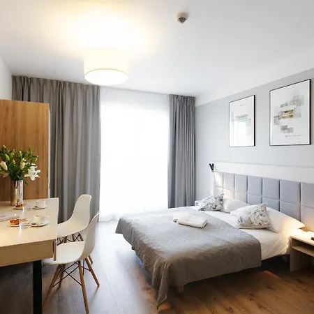 Wolska Aparthotel 3*