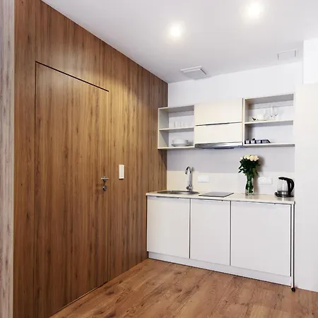 Wolska Aparthotel 3*